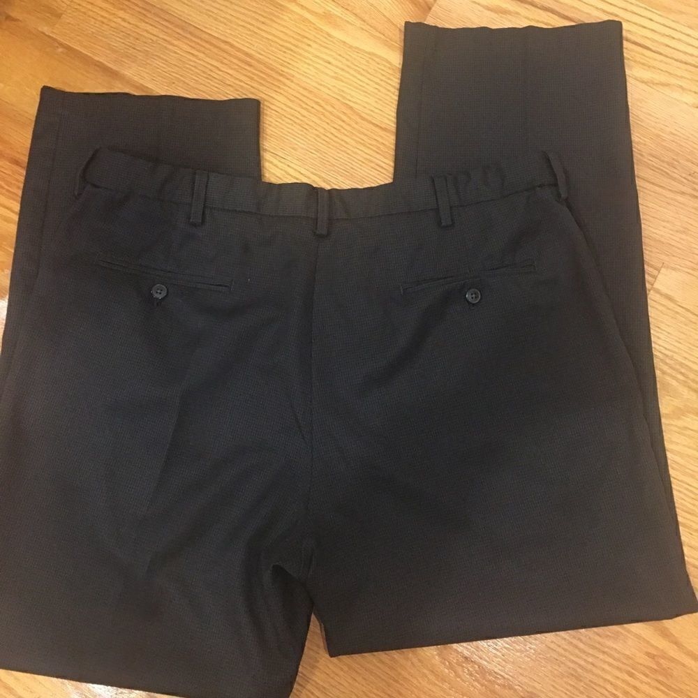 Men’s Black 38 x 30 Hagger comfy dress pants
